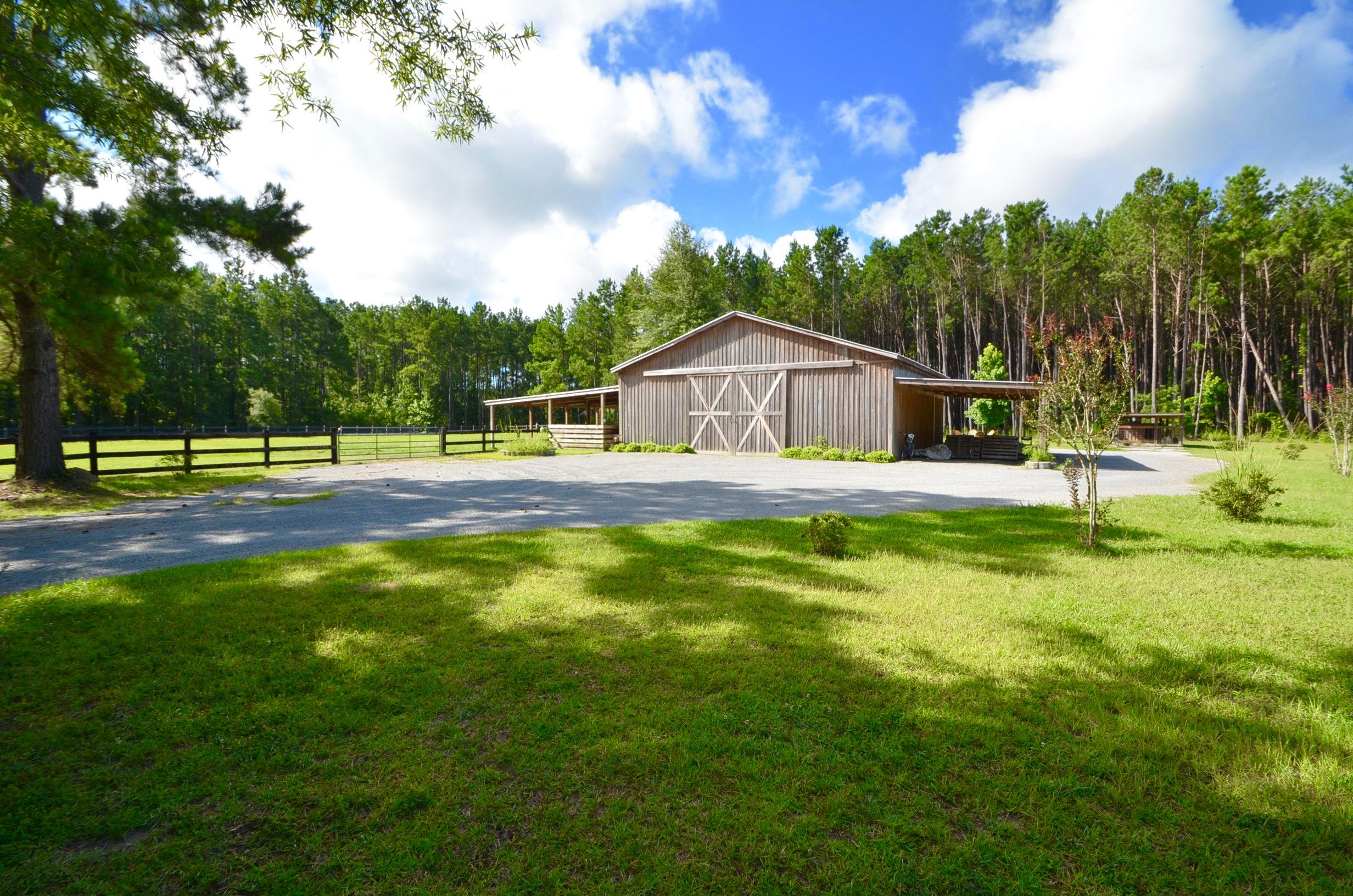 1217 Spring Grove Road Bonneau, SC 29431 - Photo 2 of 56 DSC_0127