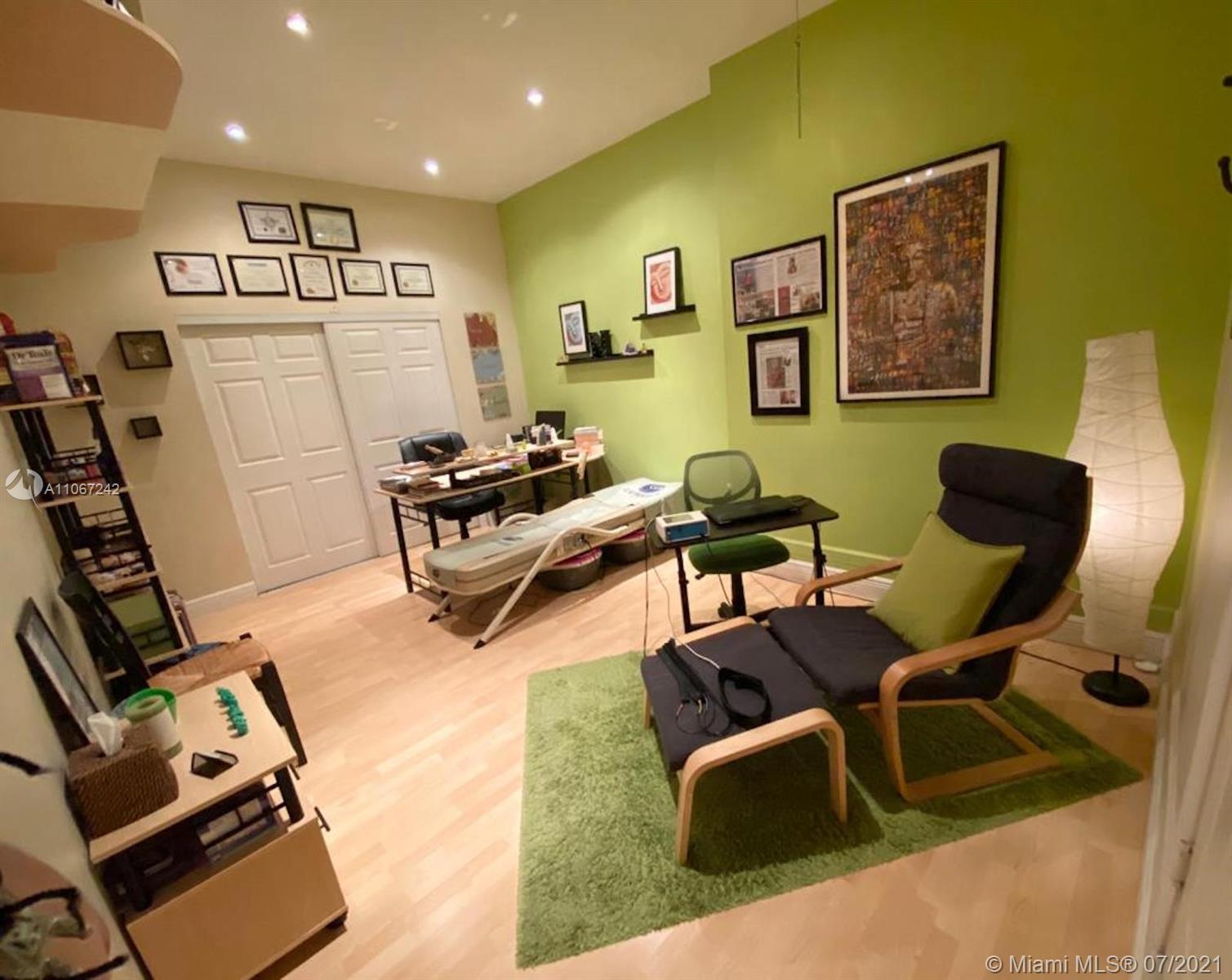 19427 Southwest 27th Street Miramar, FL 33029 - Photo 19 of 31