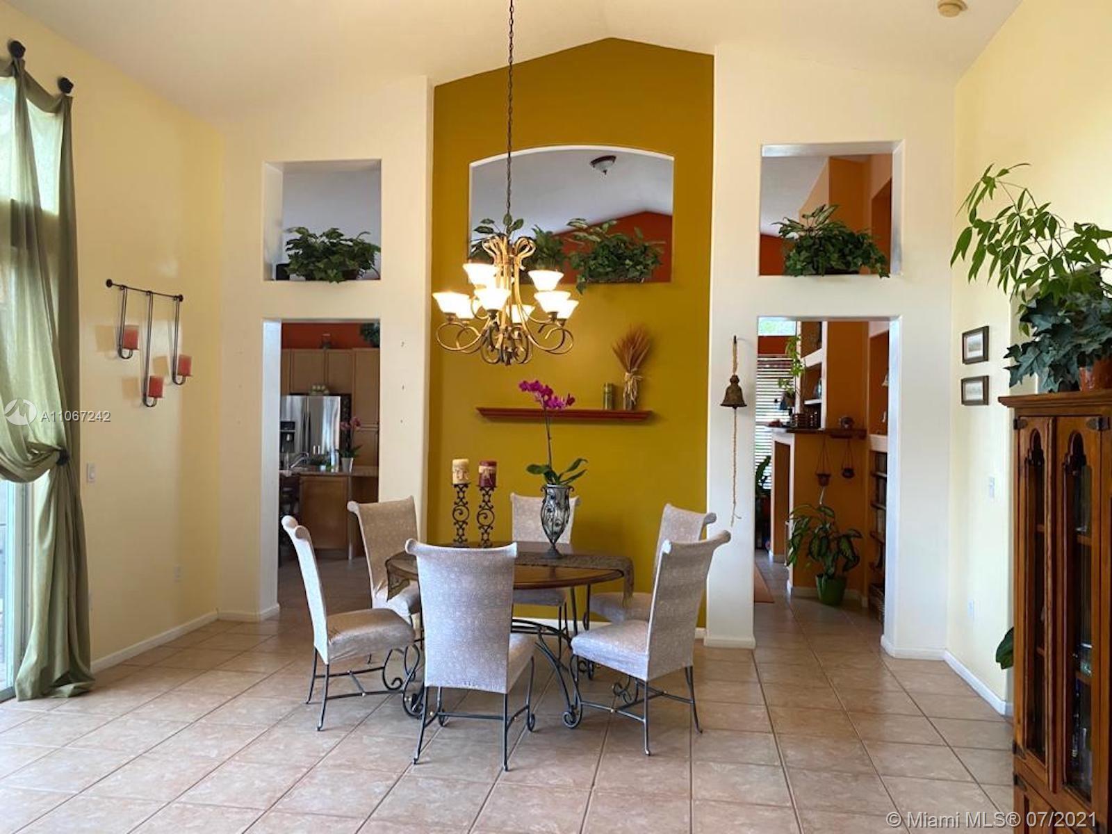 19427 Southwest 27th Street Miramar, FL 33029 - Photo 5 of 31