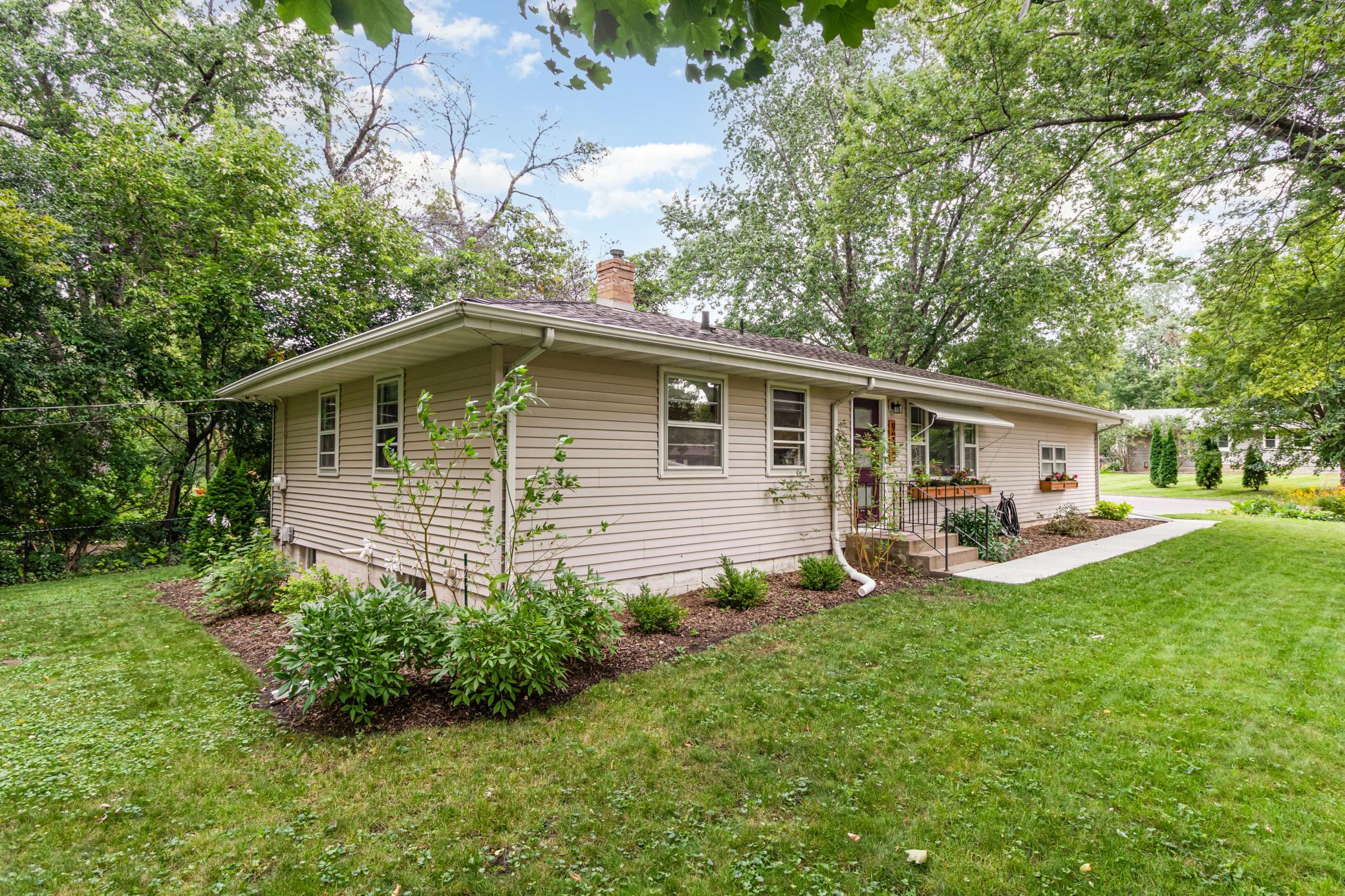 9900 Cedar Lake Road Minnetonka, MN 55305 - Photo 3 of 25