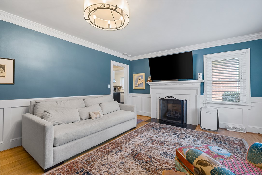 110 Clinton Drive Anderson, SC 29621 - Photo 4 of 41