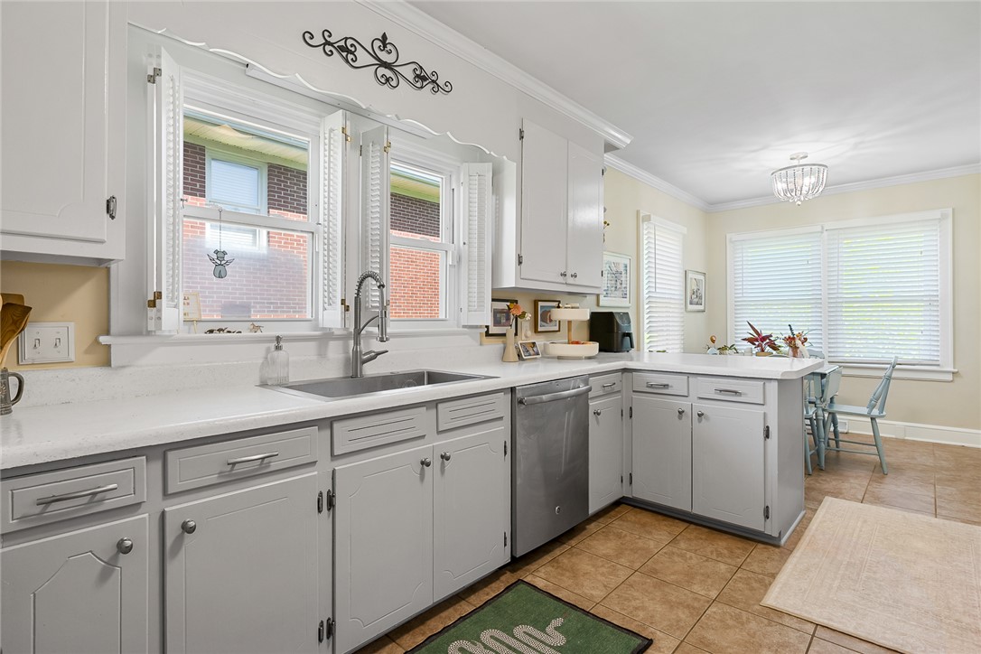 110 Clinton Drive Anderson, SC 29621 - Photo 10 of 41