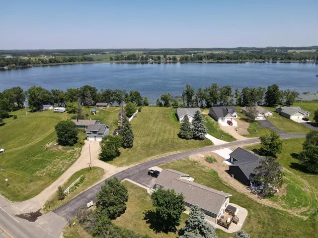 $89,900 | 20709 Co Highway 21, Detroit Lakes, MN 56501