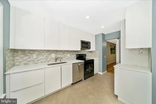 $479,900 | 18511 Eagles Roost Drive, Germantown, MD 20874