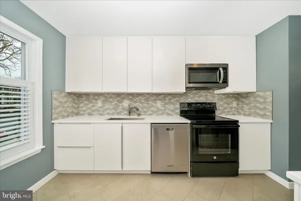 $479,900 | 18511 Eagles Roost Drive, Germantown, MD 20874