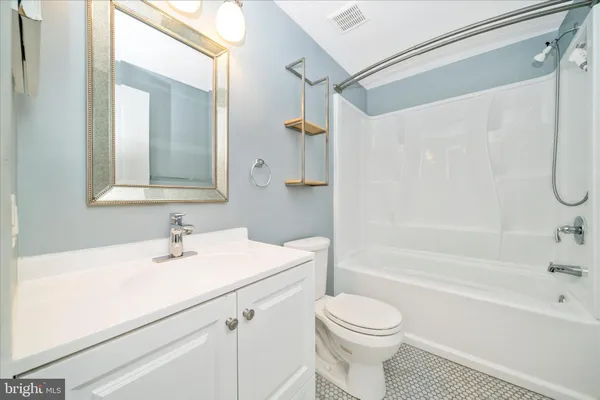 $479,900 | 18511 Eagles Roost Drive, Germantown, MD 20874
