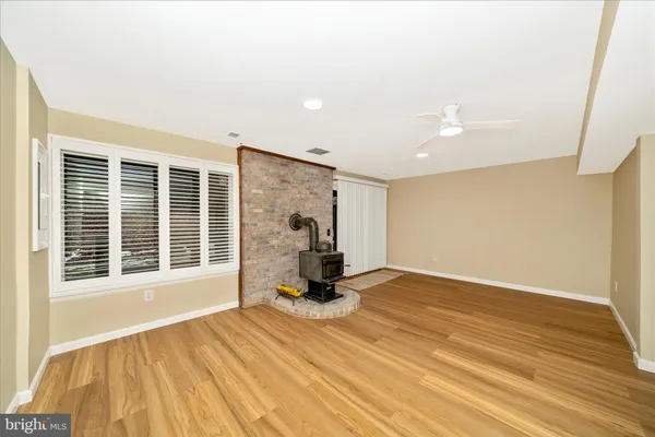 $479,900 | 18511 Eagles Roost Drive, Germantown, MD 20874