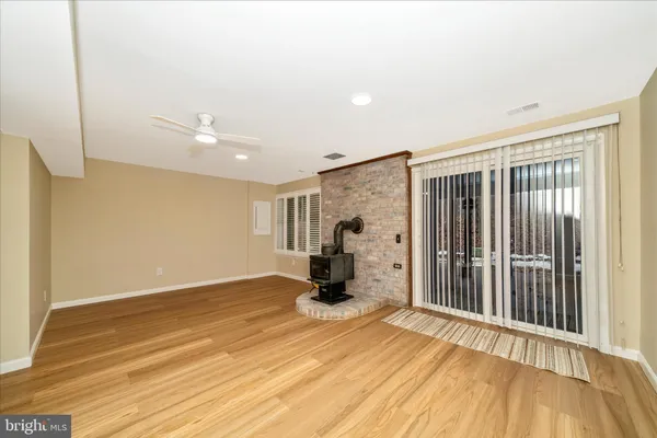 $479,900 | 18511 Eagles Roost Drive, Germantown, MD 20874