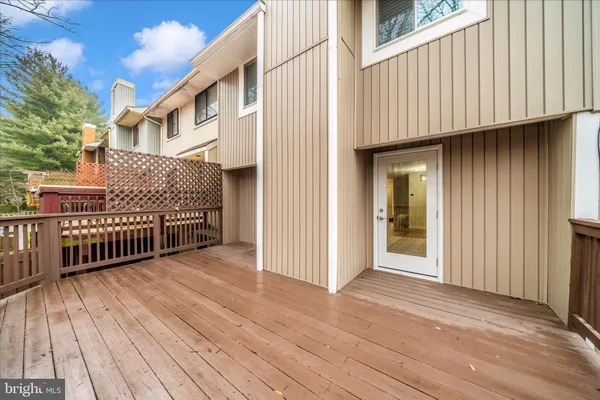 $479,900 | 18511 Eagles Roost Drive, Germantown, MD 20874
