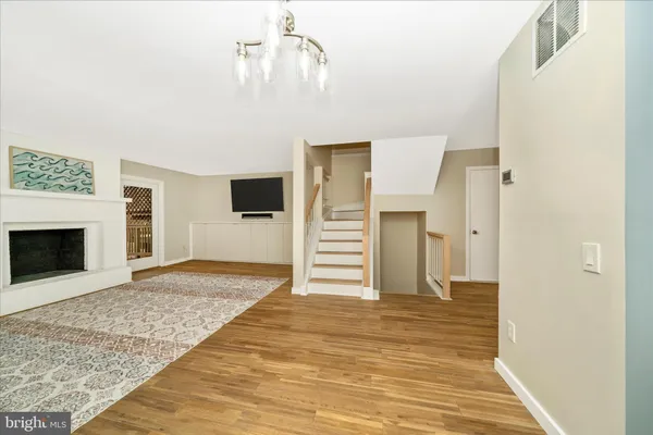 $479,900 | 18511 Eagles Roost Drive, Germantown, MD 20874