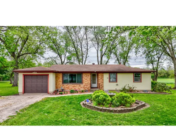 $265,000 | 1907 Coalville Road, Streator, IL 61364