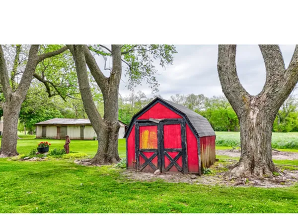 $265,000 | 1907 Coalville Road, Streator, IL 61364