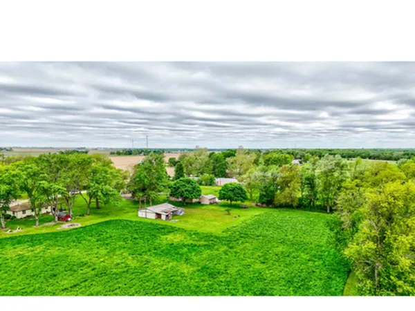 $265,000 | 1907 Coalville Road, Streator, IL 61364