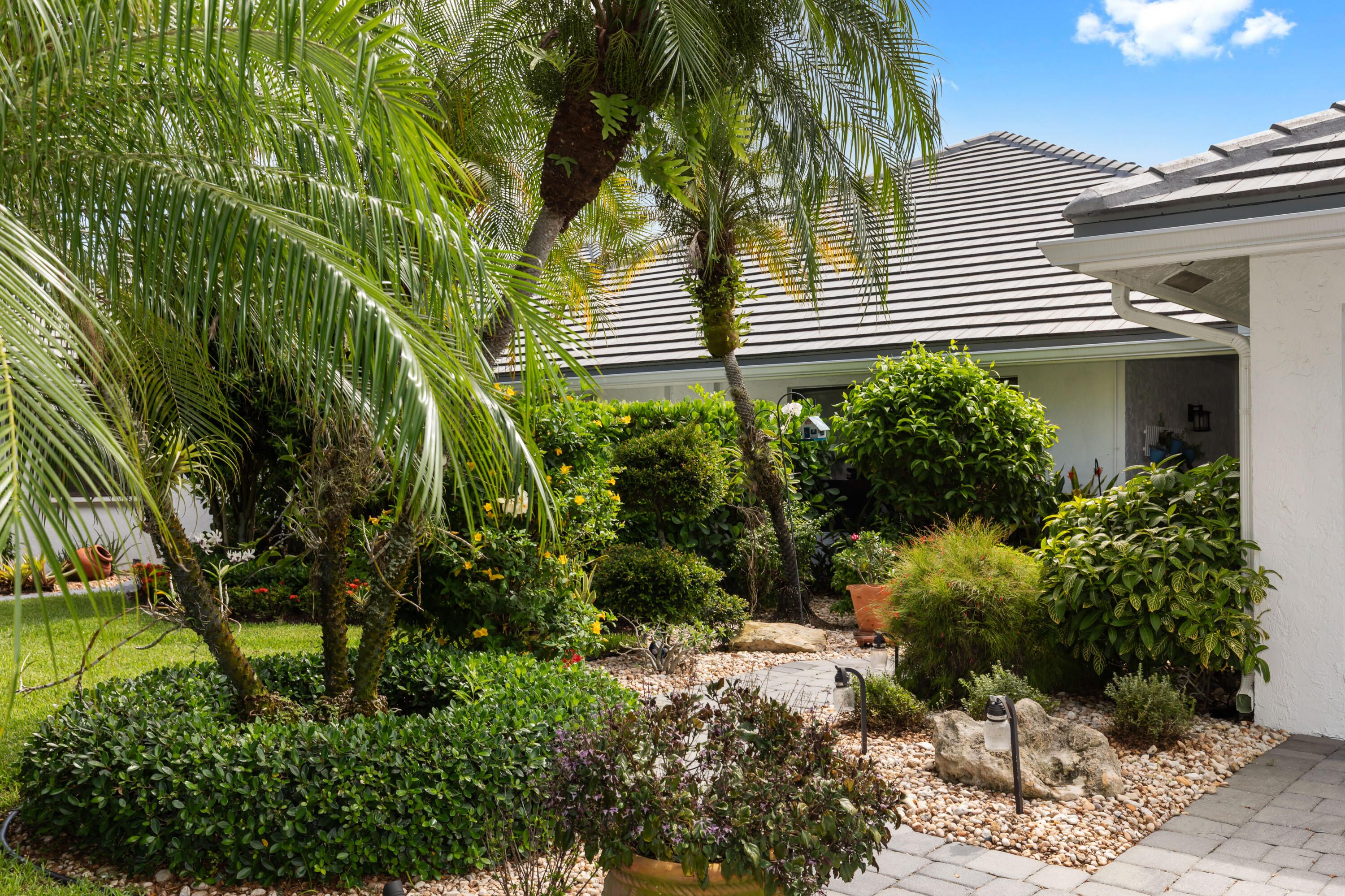 20051 Waters Edge Circle, Unit 1304 Boca Raton, FL 33434 - Photo 3 of 48 1I6A9605
