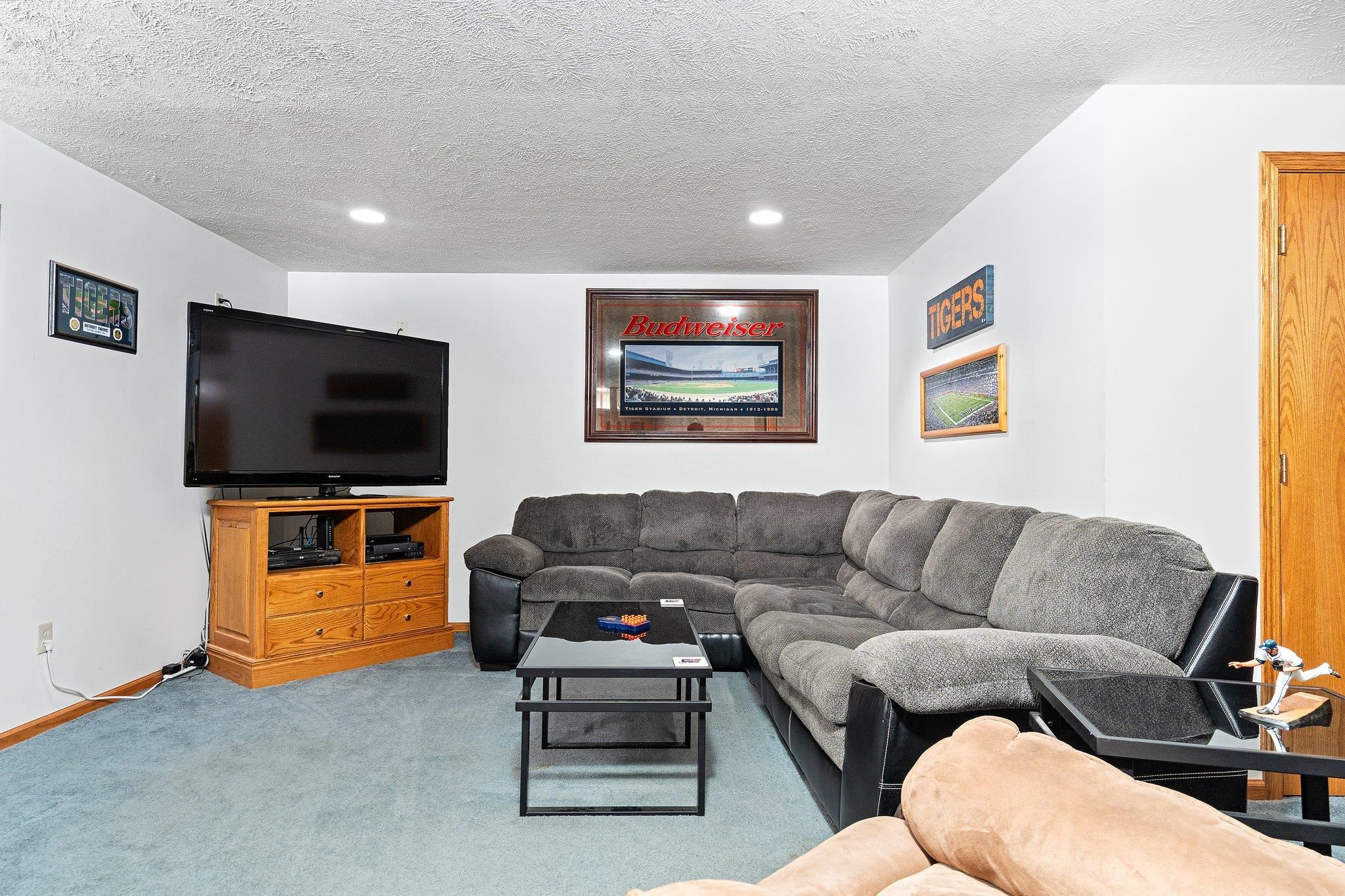 1428 Dracka Road Traverse City, MI 49685 - Photo 32 of 49 1906030-31.JPG