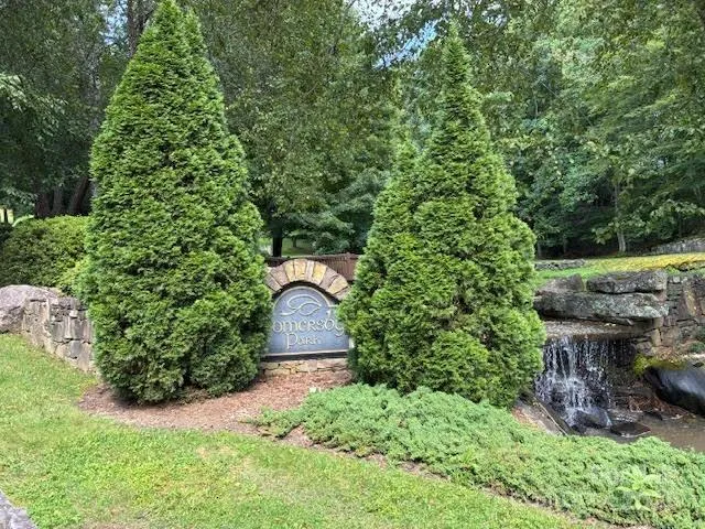 $67,000 | 215 Crossvine Trail, Unit 11, Hendersonville, NC 28739