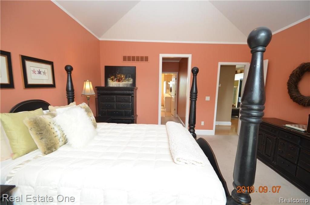 430 West Drahner Road Oxford, MI 48371 - Photo 17 of 43 Gallery Image 17