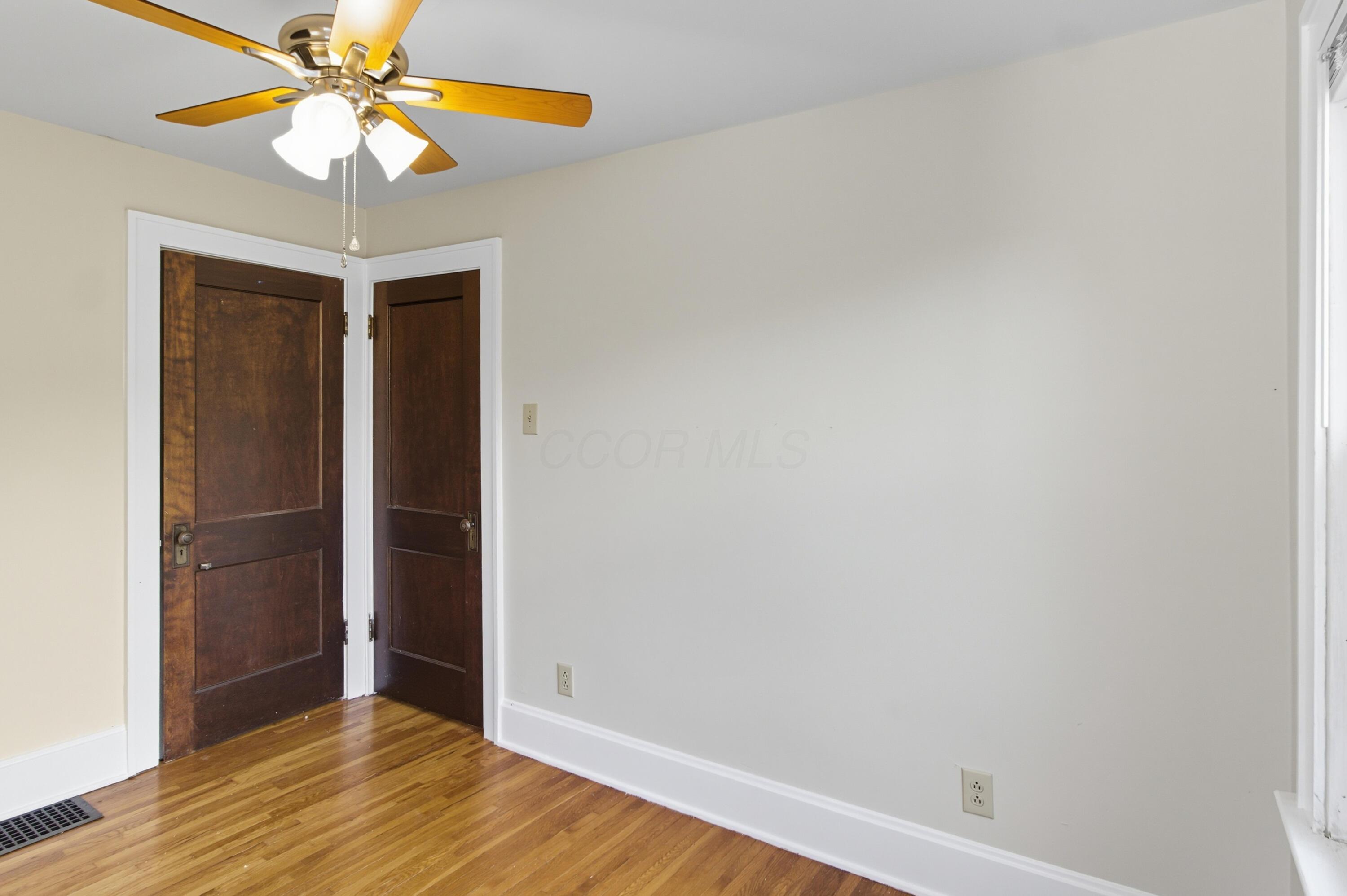 44 West Pacemont Road Columbus, OH 43202 - Photo 22 of 30 44 W Pacemont Rd (23)