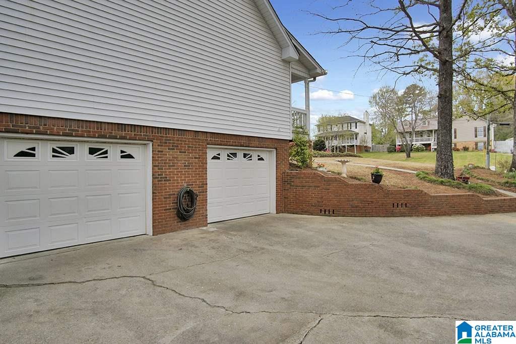 1523 Hill Spun Road Alabaster, AL 35007 - Photo 31 of 42