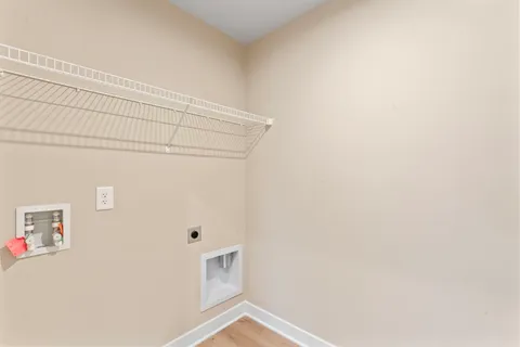 a view of utility room