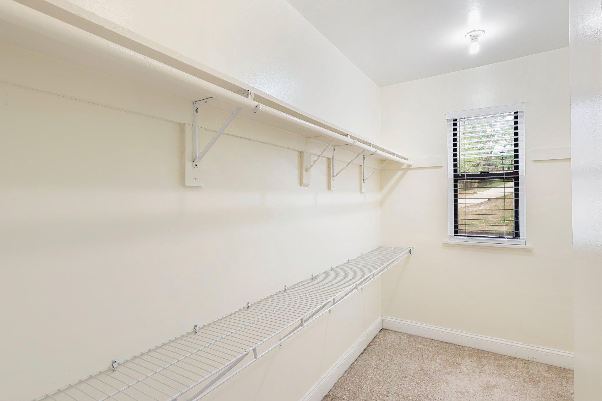 2037 Royal Fern Court, Unit 47/2C Reston, VA 20191 - Photo 28 of 48 a view of small space