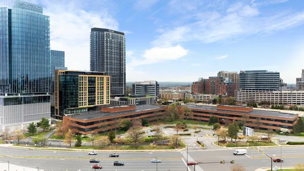 $395,000 | 2037 Royal Fern Court, Unit 47/2C, Reston, VA 20191