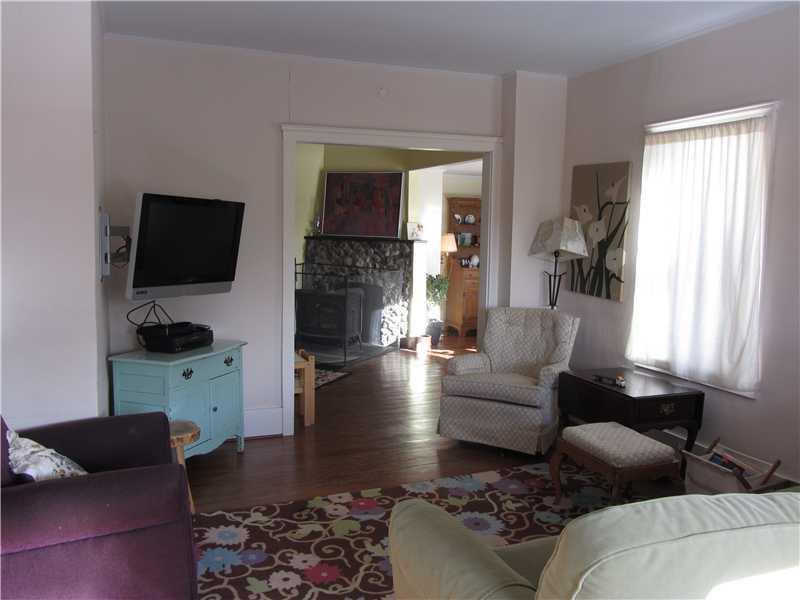 39 Courjon Road Boothbay, ME 04537 - Photo 11 of 20 Living Room.