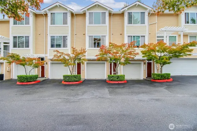 $3,500 | 16232 118th Lane Northeast, Unit 14, Bothell, WA 98011