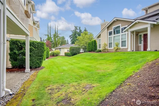 $3,500 | 16232 118th Lane Northeast, Unit 14, Bothell, WA 98011