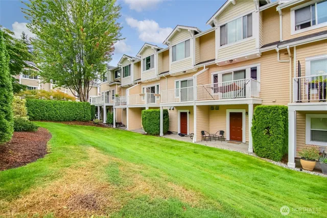 $3,500 | 16232 118th Lane Northeast, Unit 14, Bothell, WA 98011