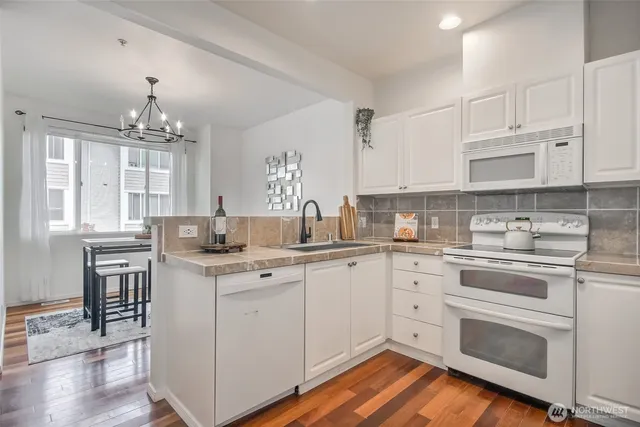 $3,500 | 16232 118th Lane Northeast, Unit 14, Bothell, WA 98011