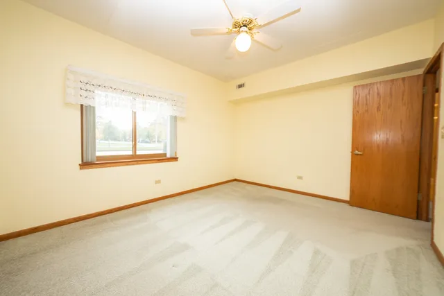 $173,000 | 3111 Ingalls Avenue, Unit 1B, Joliet, IL 60435