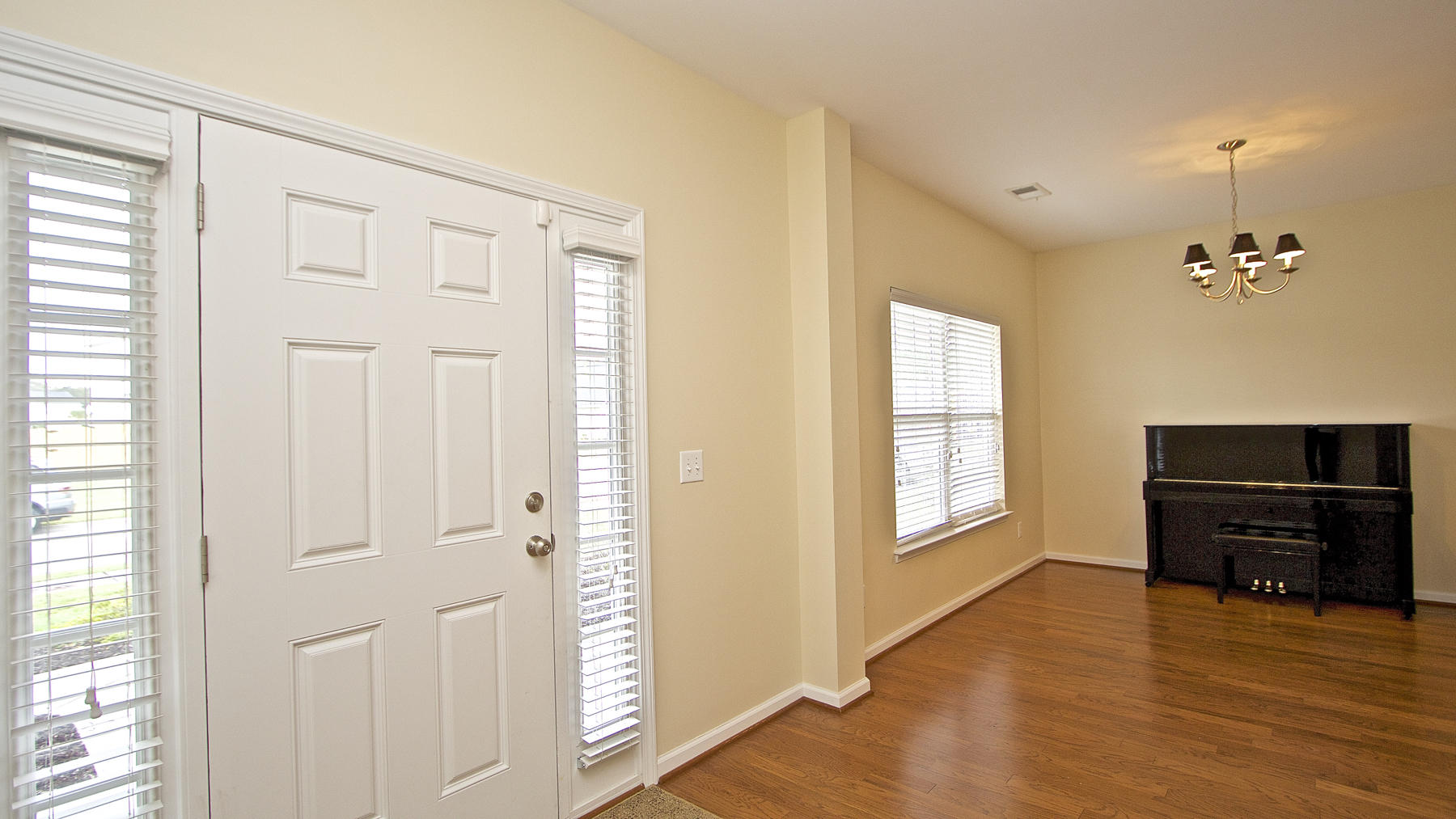 134 Charlesfort Way Moncks Corner, SC 29461 - Photo 10 of 39 IMG_1692