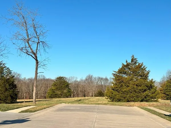$439,158 | 0 Dover Drive, Holts Summit, MO 65043