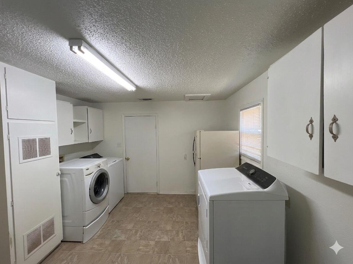 111 East Avenue Ballinger, TX 76821 - Photo 5 of 7 5 East Ave