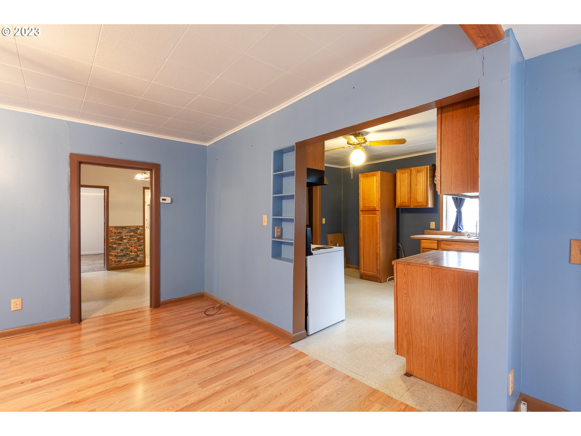3200 Lippman Road Hood River, OR 97031 - Photo 7 of 24 Gallery Image 7