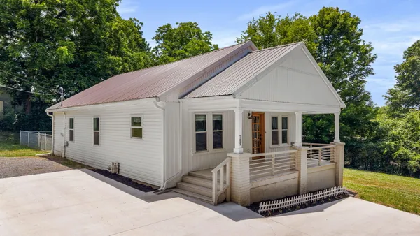 $219,900 | 109 Frankfort Street, Athens, TN 37303