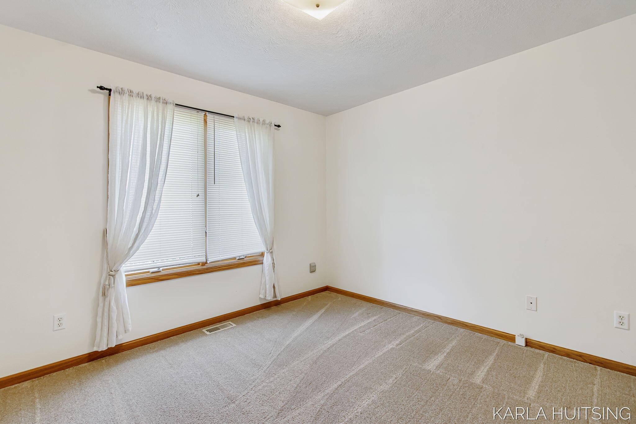 10548 Riley Street Zeeland, MI 49464 - Photo 27 of 52 39-web-or-mls-10548-riley-st