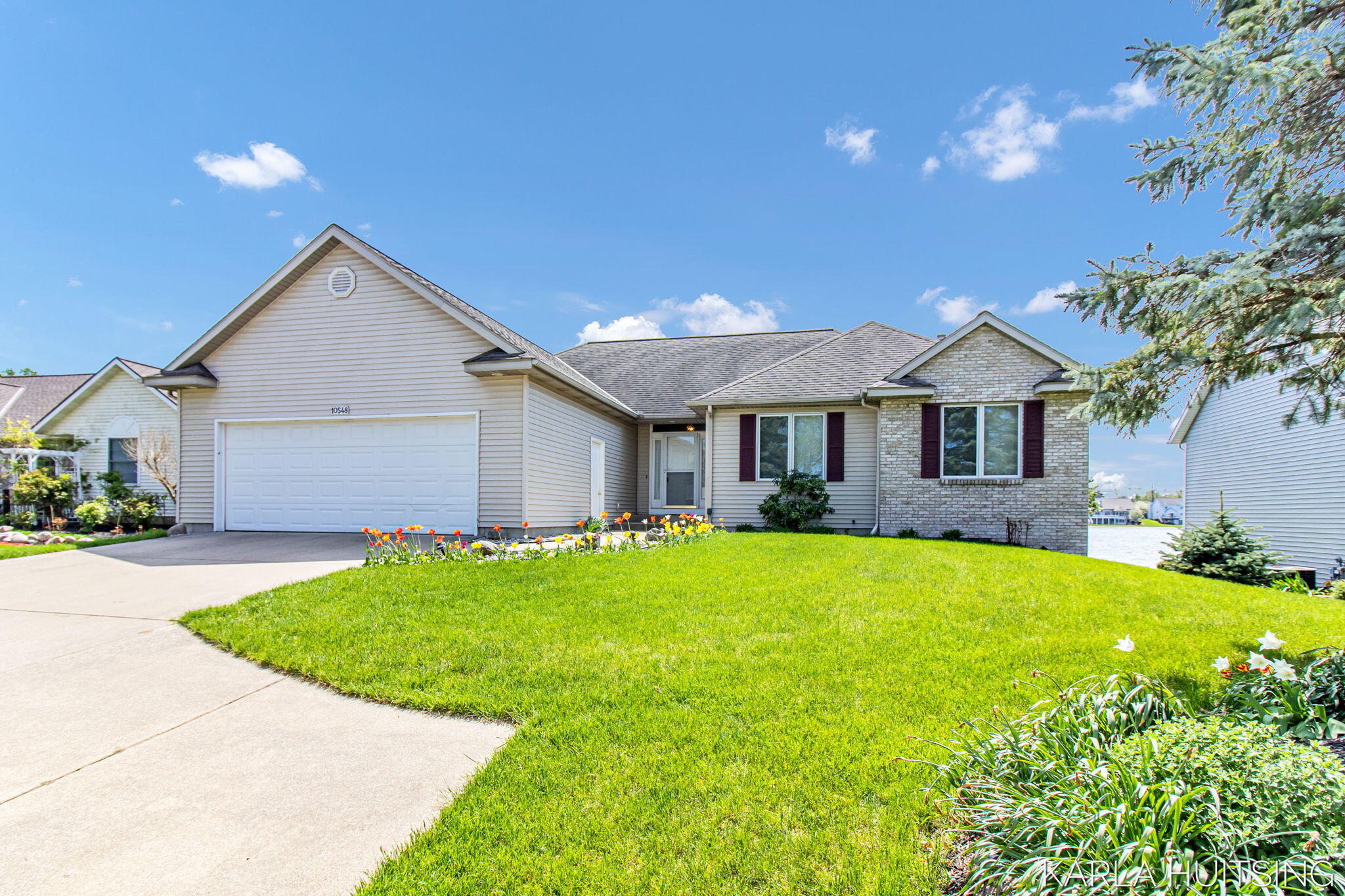 10548 Riley Street Zeeland, MI 49464 - Photo 4 of 52 1-web-or-mls-10548-riley-st