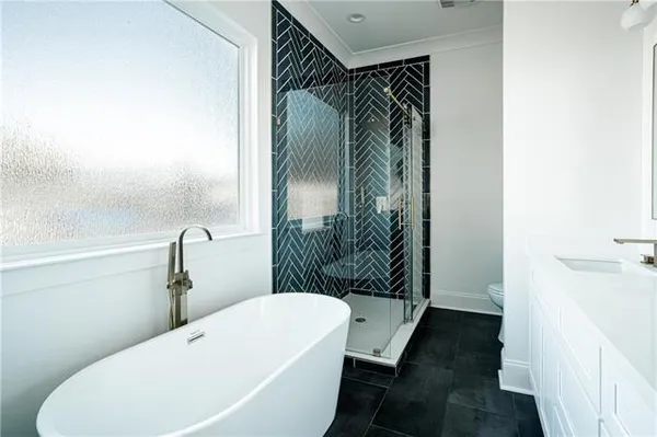 $325,000 | 1702 Schnell Drive, Arabi, LA 70032