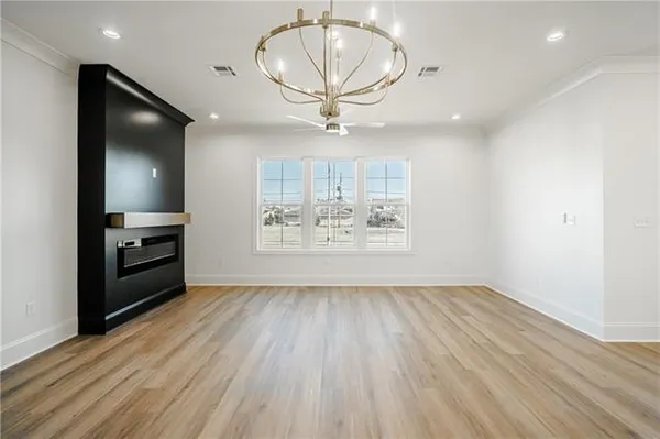 $325,000 | 1702 Schnell Drive, Arabi, LA 70032