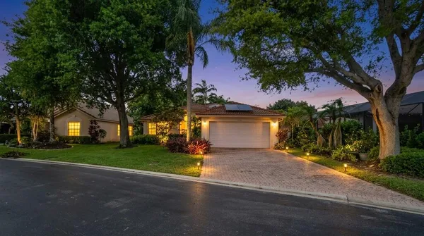 $550,000 | 2534 Egret Lake Drive, Greenacres, FL 33413