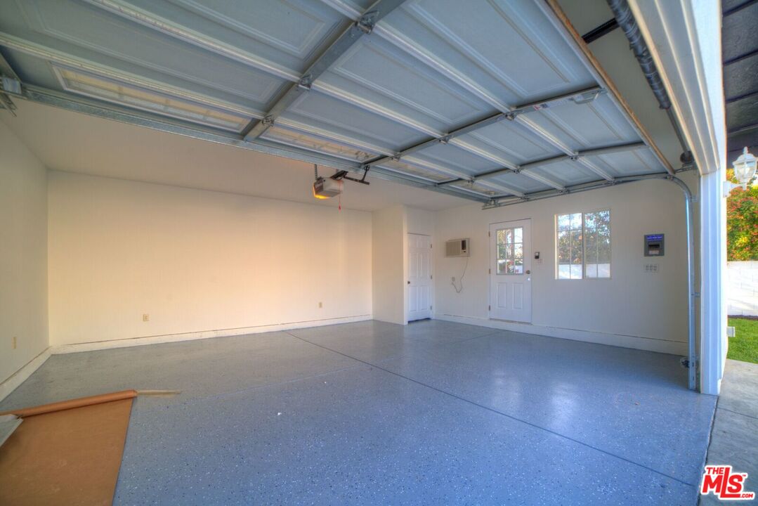 5259 Strohm Avenue North Hollywood, CA 91601 - Photo 18 of 24