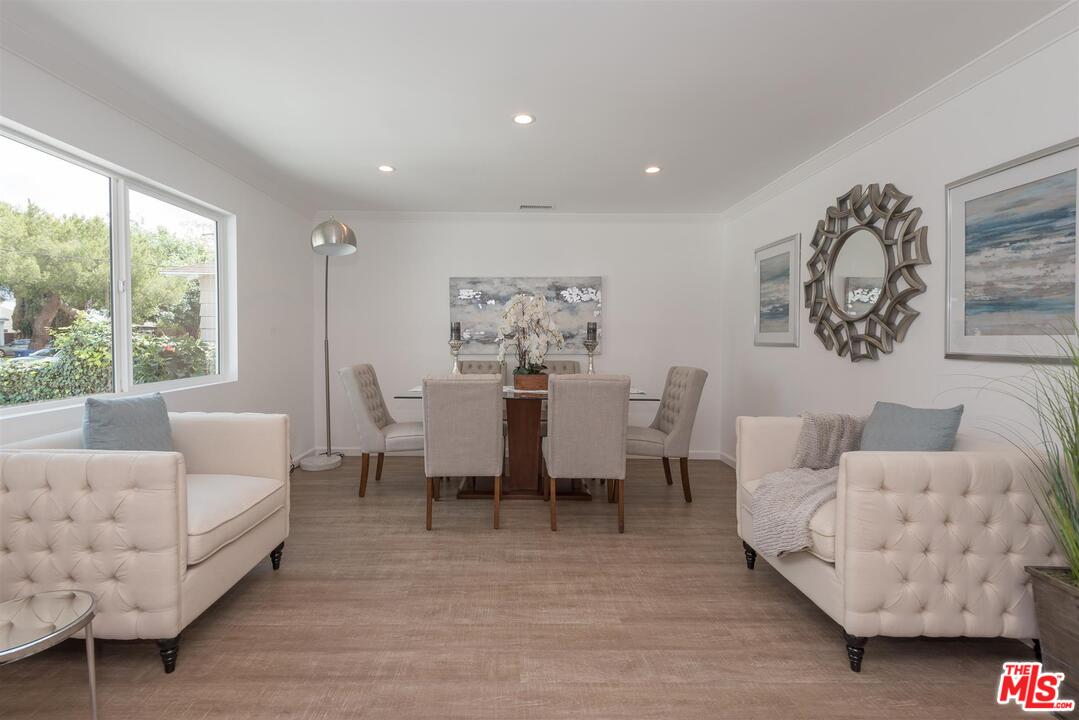 5259 Strohm Avenue North Hollywood, CA 91601 - Photo 5 of 24