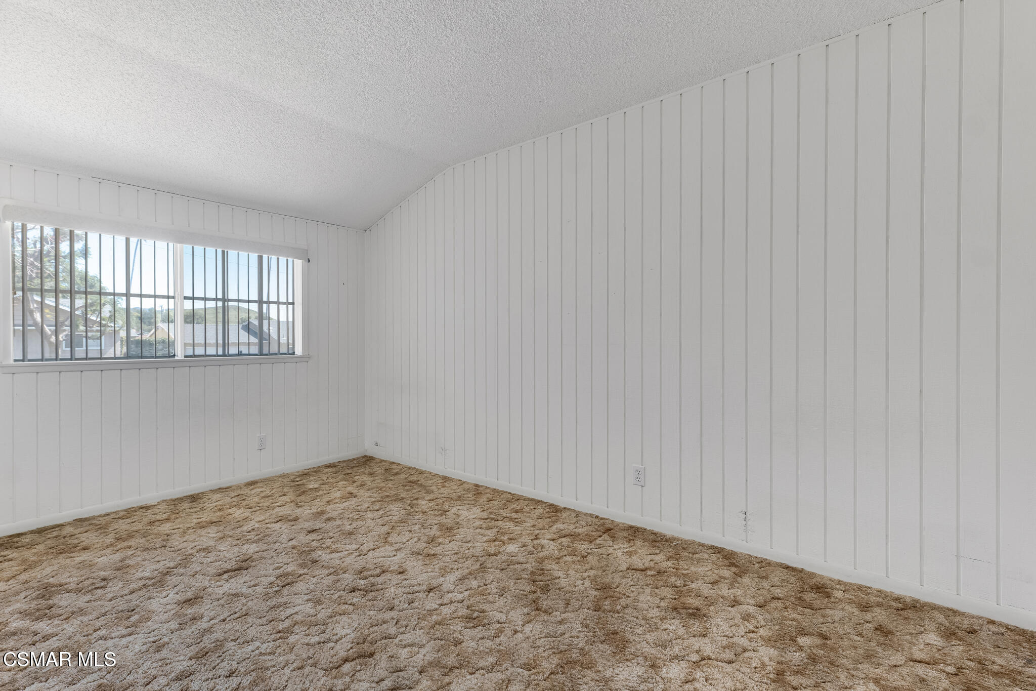 3493 Amarillo Avenue Simi Valley, CA 93063 - Photo 23 of 49 an empty room with a window
