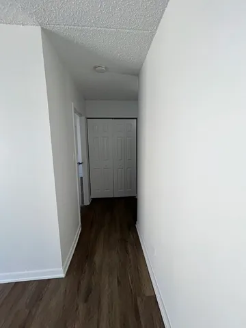 $1,700 | 9128 West Terrace Drive, Unit 5D, Niles, IL 60714