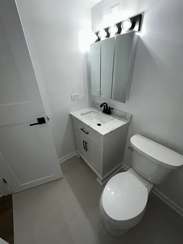 $1,700 | 9128 West Terrace Drive, Unit 5D, Niles, IL 60714