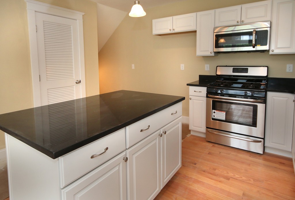 80 Turtle Brook Road, Unit 152 Canton, MA 02021 - Photo 4 of 12 Gallery Image 4