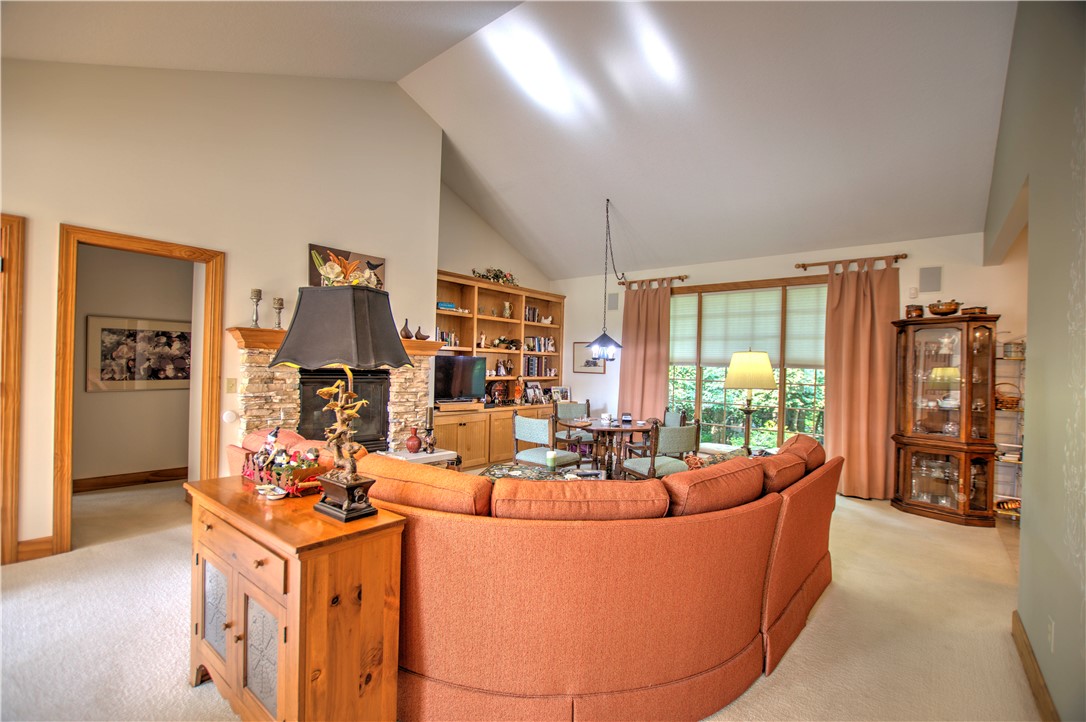 530 North Country Club Road Decatur, IL 62521 - Photo 5 of 28