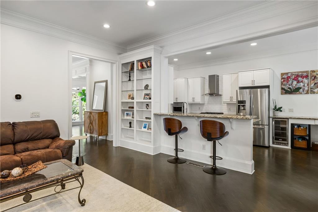 2694 Lenox Road Northeast Atlanta, GA 30324 - Photo 14 of 36